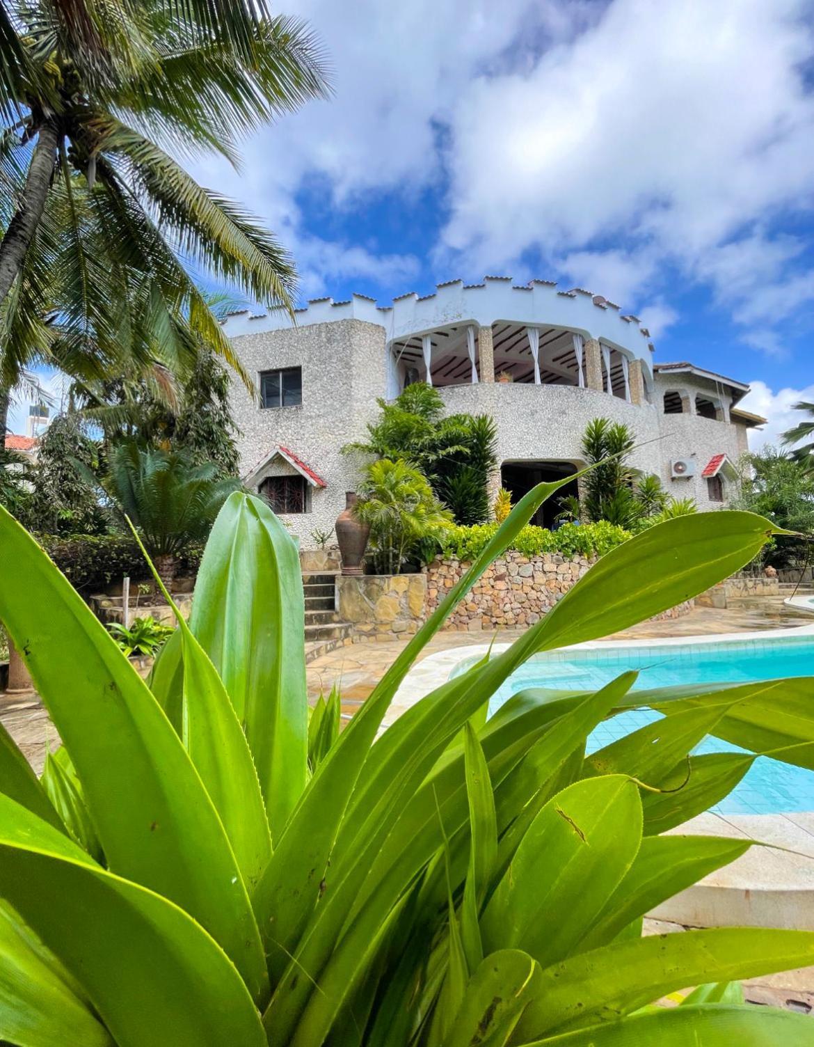 Tembo Village Watamu Eksteriør billede